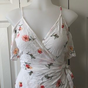 Women’s wrap shirt